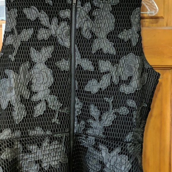 Mesh Dress - Picture 4 of 6